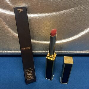 Tom Ford Slim Lip Color Shine in Velvet Tux 153